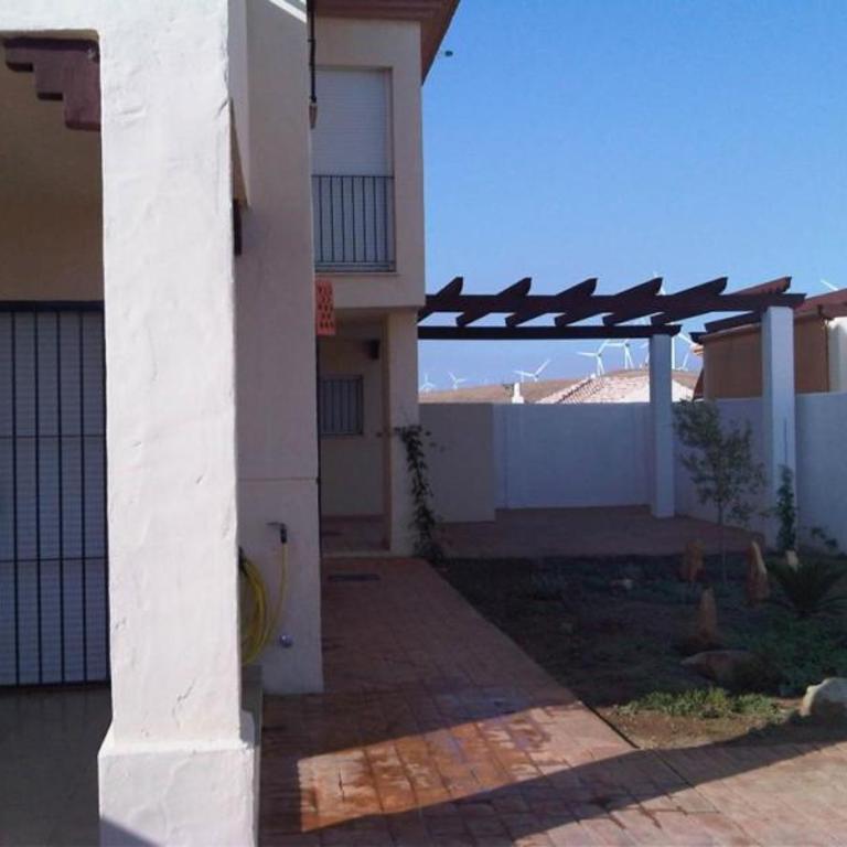Adosados La Tahona - Three-Bedroom Townhouse - 10