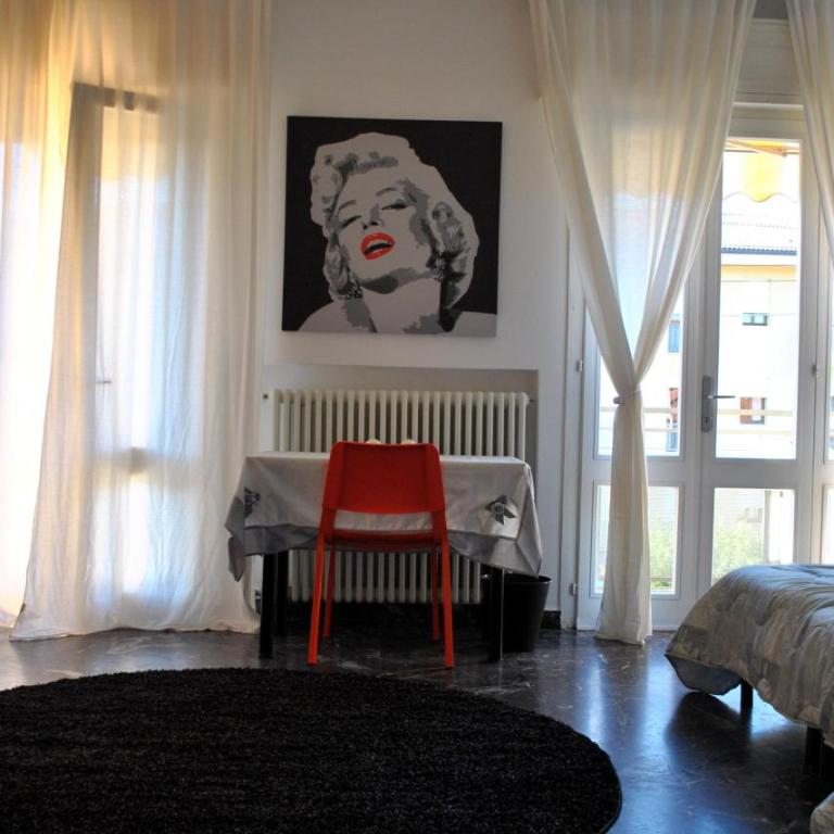 Agli Ospedali - Camera Familiare con Bagno Privato - 2