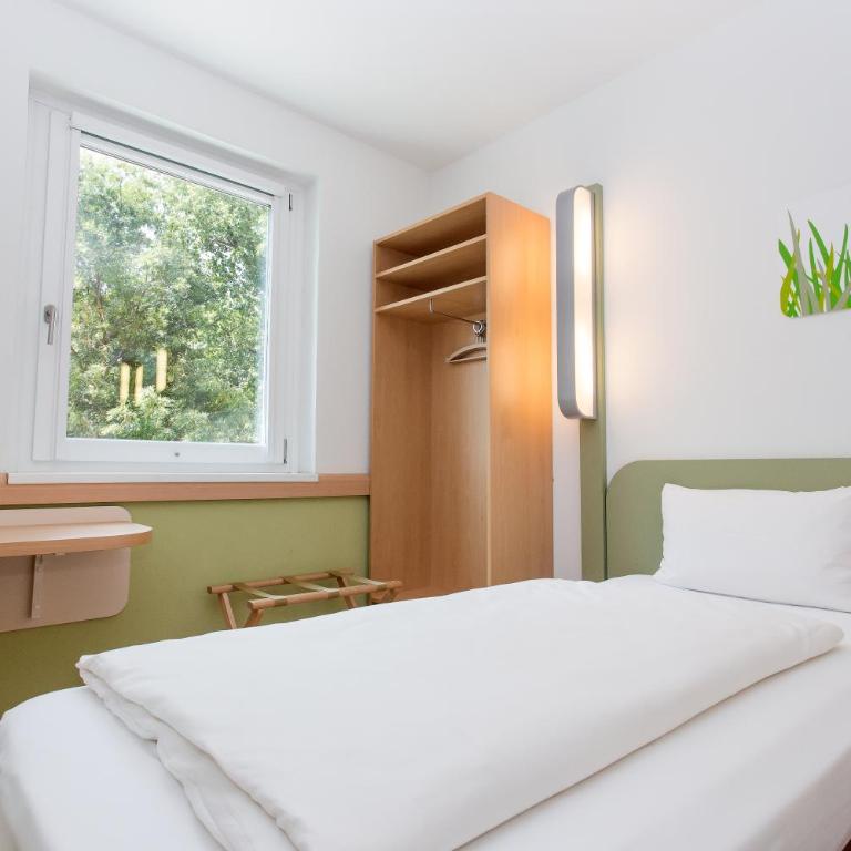 ibis budget Augsburg City - Standard Doppel- oder Zweibettzimmer - 22