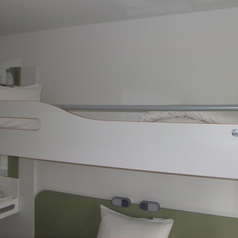 ibis budget Augsburg City - Standard Doppel- oder Zweibettzimmer - 13