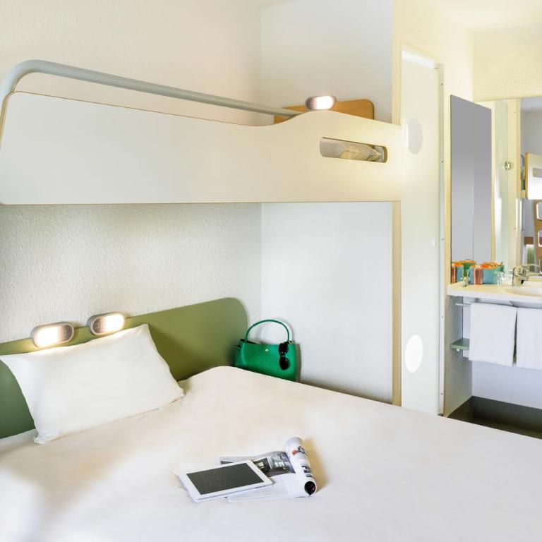 ibis budget Augsburg City - Standard Doppel- oder Zweibettzimmer - 10
