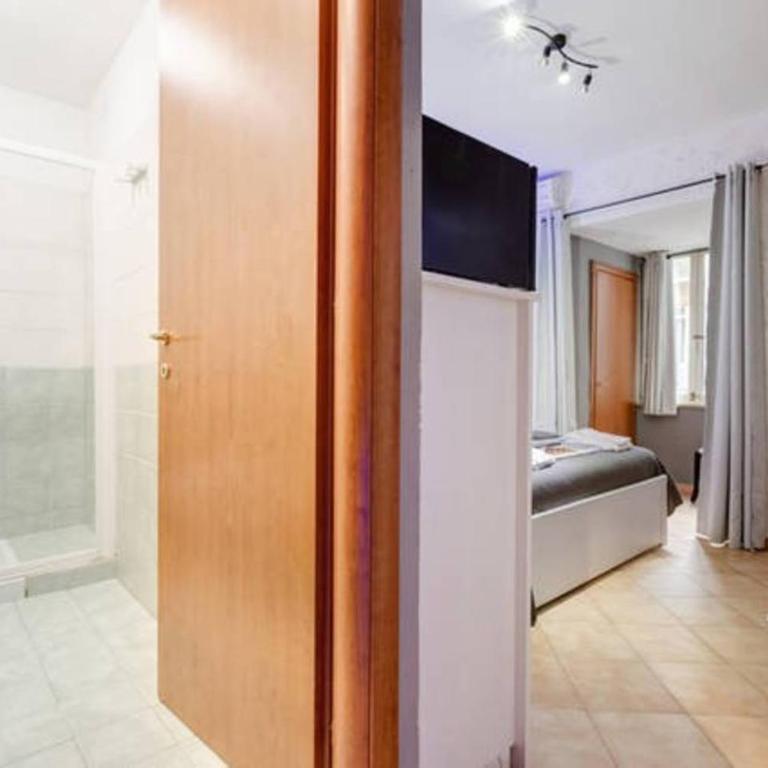 Golden Ratio - Camera Tripla con Bagno Privato - 40