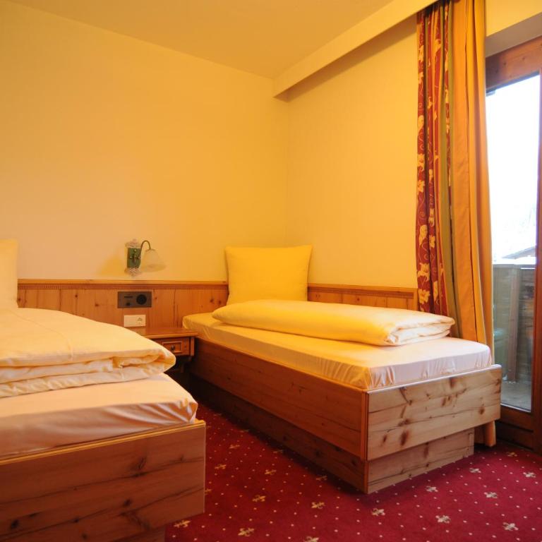 Sporthotel Tirolerhof - Twin Room - 1