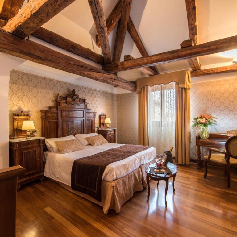 Palazzo Bembo - Exclusive Accommodation - Junior Suite con Vista Campanile di San Marco - 5