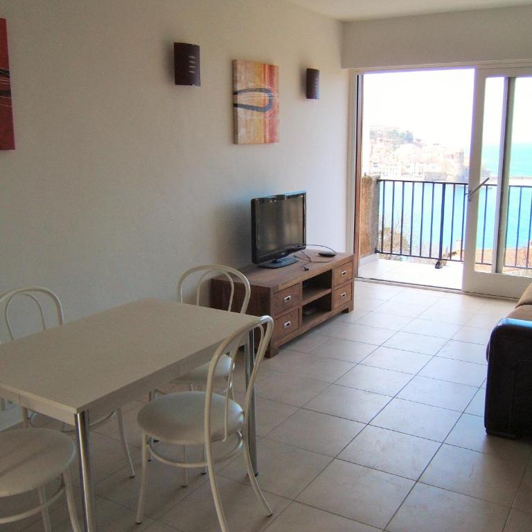 4HC65 Appartement avec vue sur baie de Collioure - One-Bedroom Apartment - 12