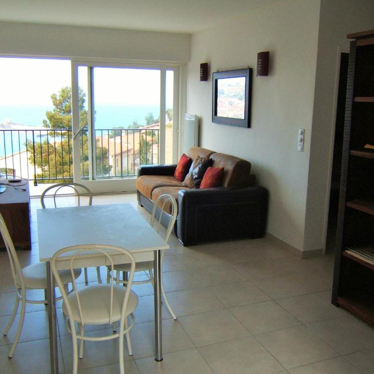 4HC65 Appartement avec vue sur baie de Collioure - One-Bedroom Apartment - 4