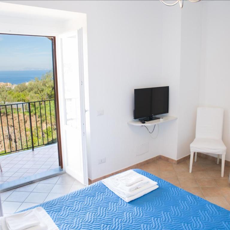 Lemon Flats Sorrento - Classic Apartment with Sea View - 10