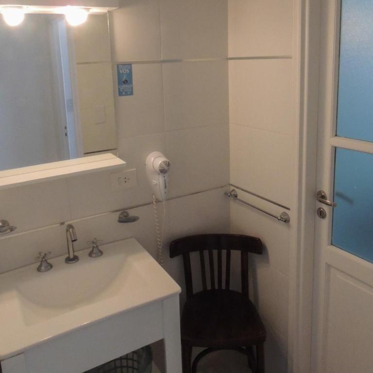 Hotel Brisas del Mar - Quadruple Room - 11