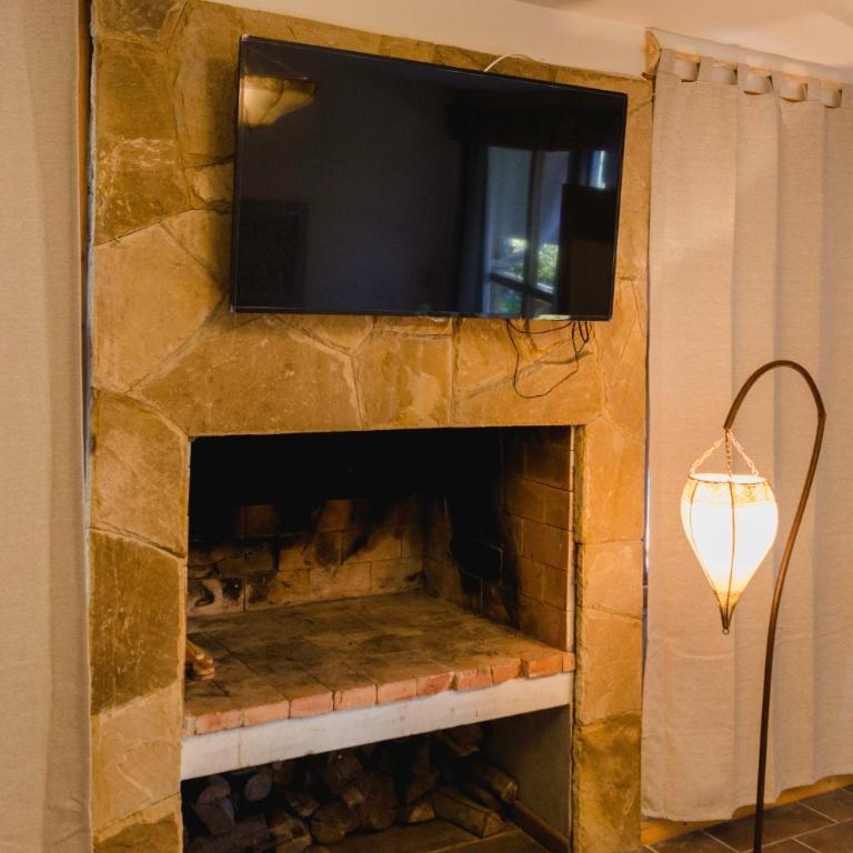 ALEHUE Casa de Montaña - Habitación con cama extragrande y vistas al lago - 18