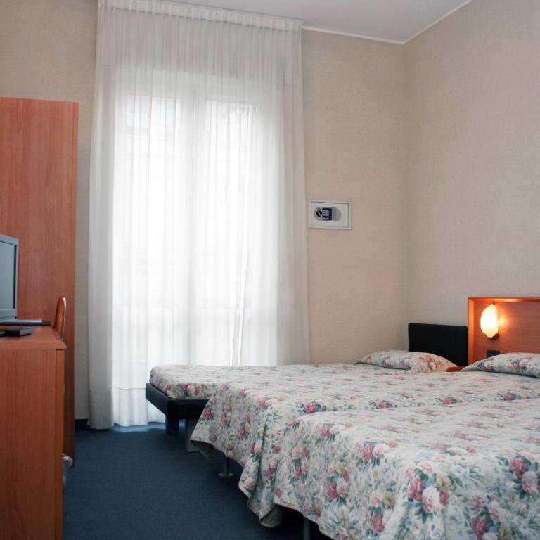Hotel Engadina - Camera Tripla - 1