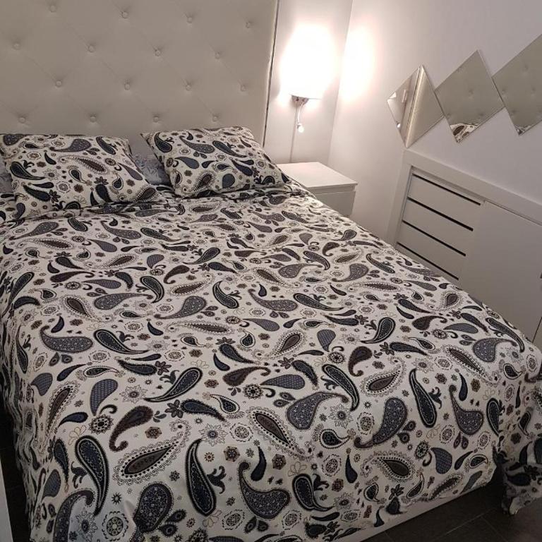 Cozy Studio Madrid - Metro Barrio del Pilar - Apartment - Ground Floor - 9