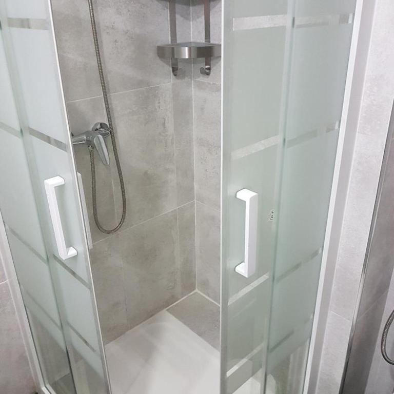 Cozy Studio Madrid - Metro Barrio del Pilar - Apartment - Ground Floor - 21