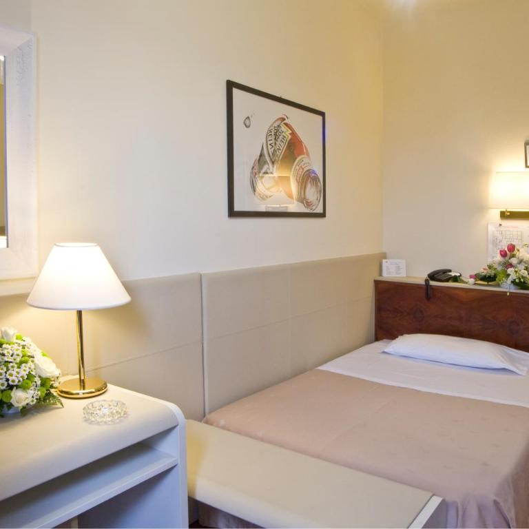 Hotel Centrale Byron - Camera Singola - 4