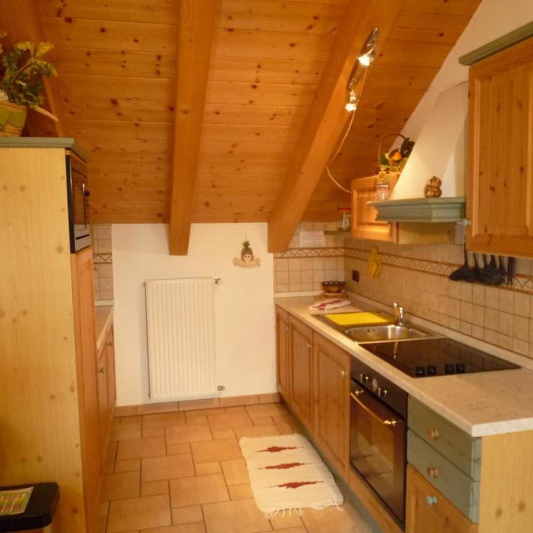 Residence Le Rose - Appartamento con 2 Camere da Letto - 2