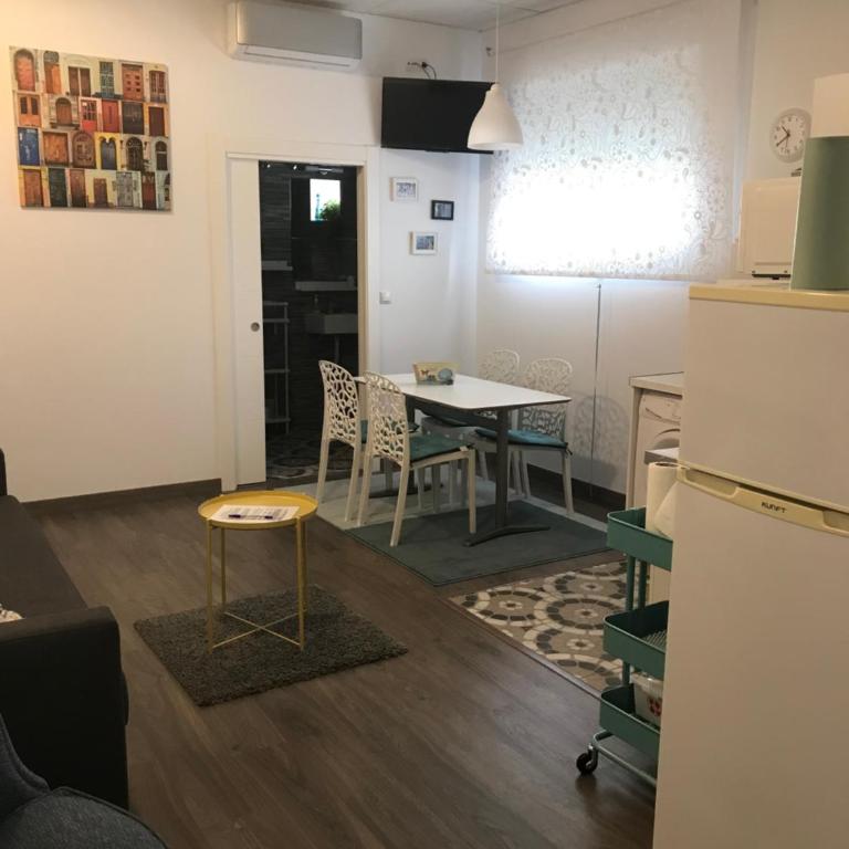 Huelintown - Apartamento - 12