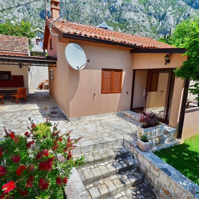 Villa El Mar - Three-Bedroom Villa - 28