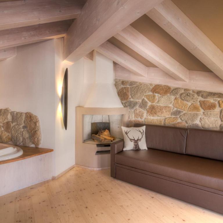 Hotel Madonnina Resort And Wellness - Suite Deluxe con Vasca Idromassaggio - 5