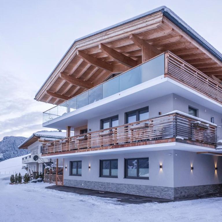 Alpenchalet Zillertal - Apartment mit 3 Schlafzimmern und Balkon - 5
