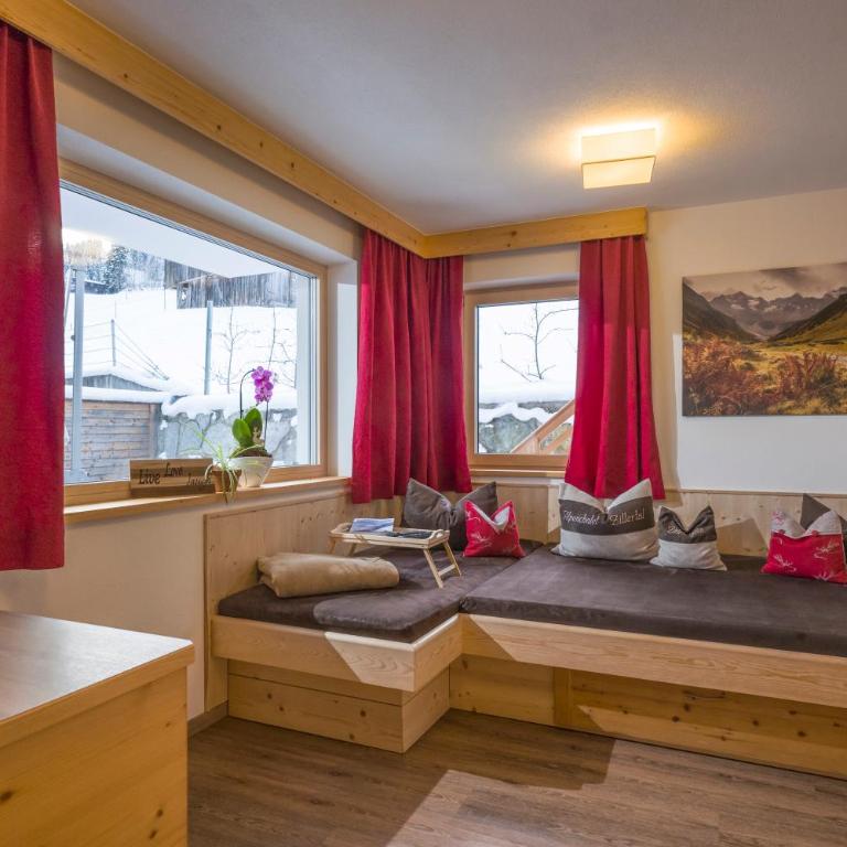 Alpenchalet Zillertal - Apartment mit 3 Schlafzimmern und Balkon - 8
