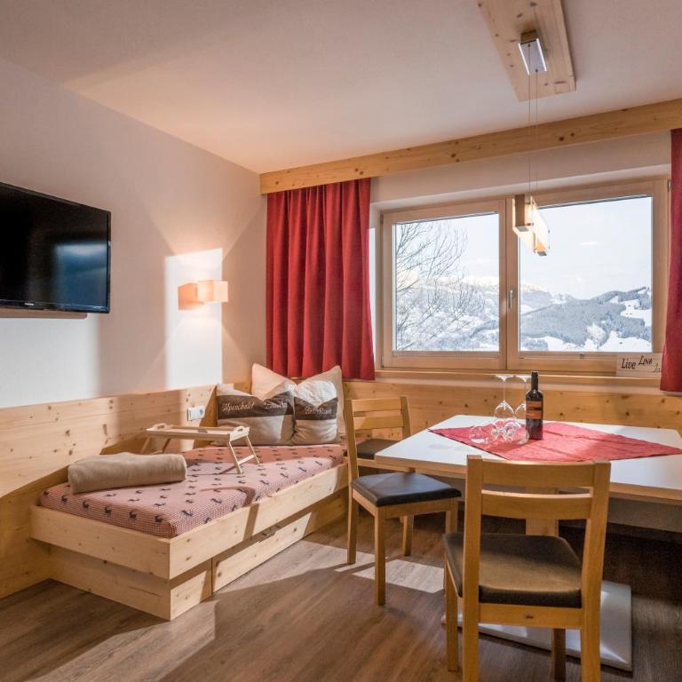 Alpenchalet Zillertal - Apartment mit 2 Schlafzimmern und Terrasse - 12