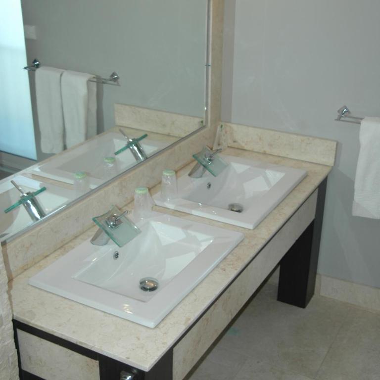 Mas des Carassins - Chambre Double Supérieure - 3