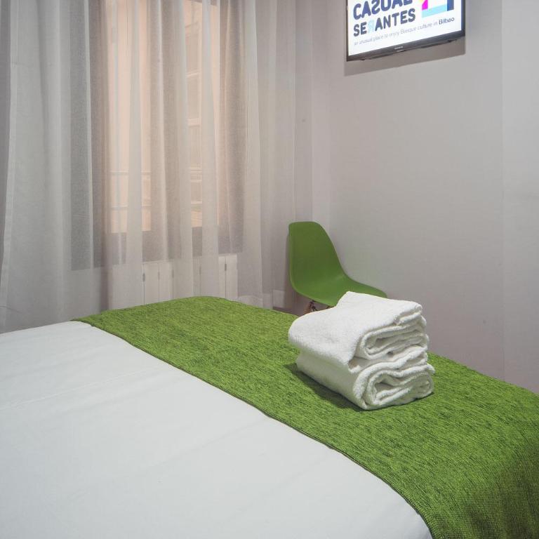 Casual Serantes Bilbao - Habitación Doble con baño privado - 13