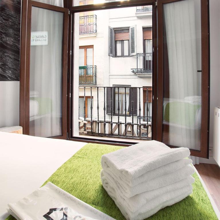 Casual Serantes Bilbao - Habitación Doble con baño privado - 7