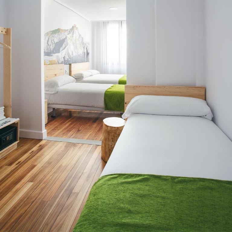 Casual Serantes Bilbao - Habitación Familiar con baño privado - 5