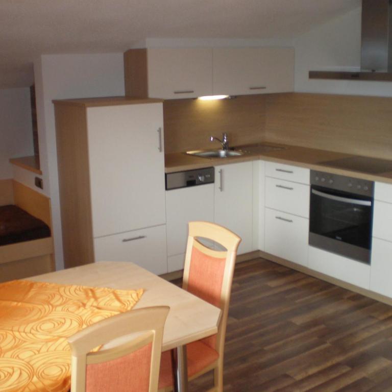 Haus Lindner - Apartment mit 1 Schlafzimmer - 1