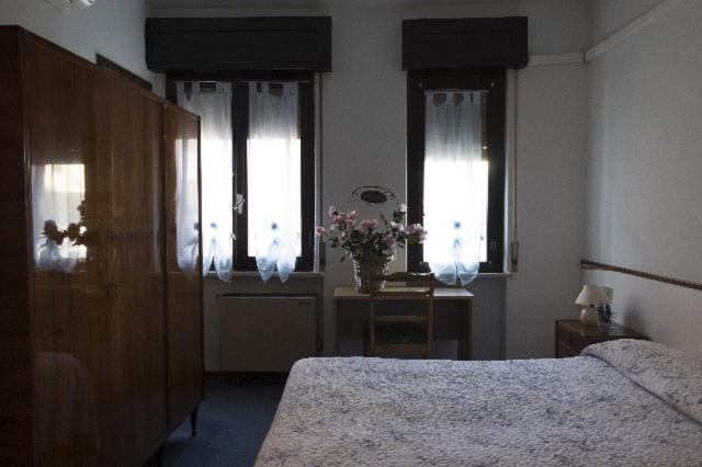 Hotel Primavera - Camera Matrimoniale/Doppia con Letti Singoli - 6