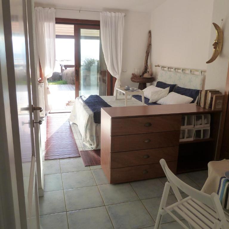B&B Mistral - Camera Matrimoniale con Vista Mare - 9