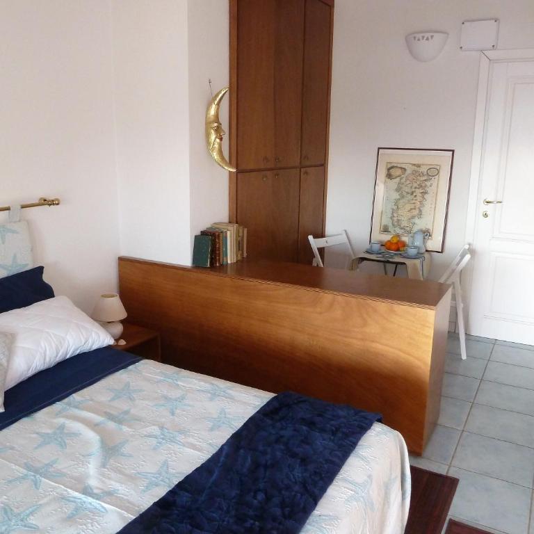 B&B Mistral - Camera Matrimoniale con Vista Mare - 7