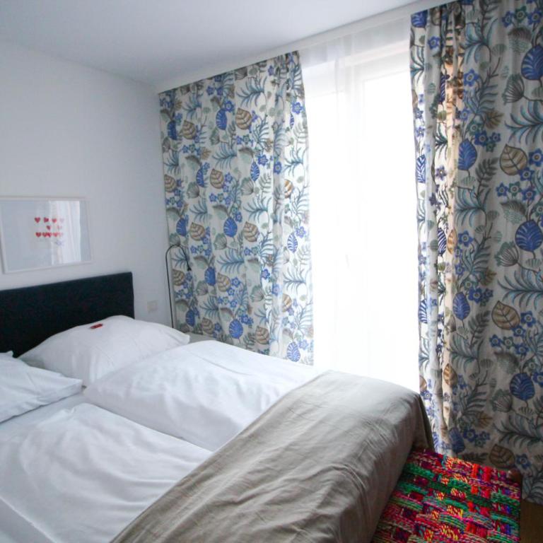 das kleine Hotel in München - Standard Double Room - 13