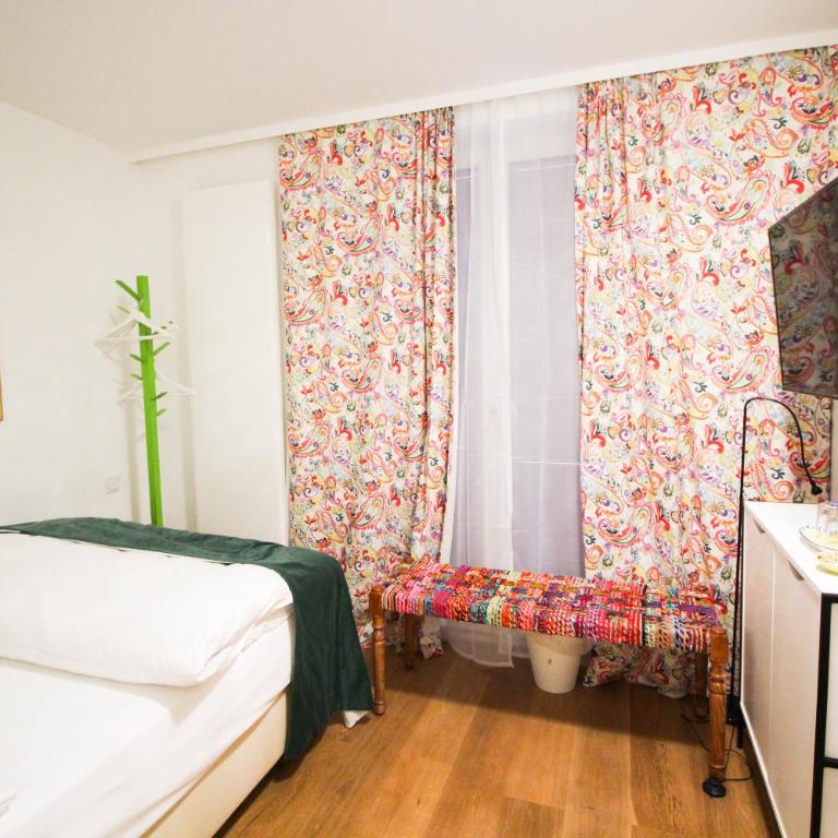 das kleine Hotel in München - Standard Double Room - 19