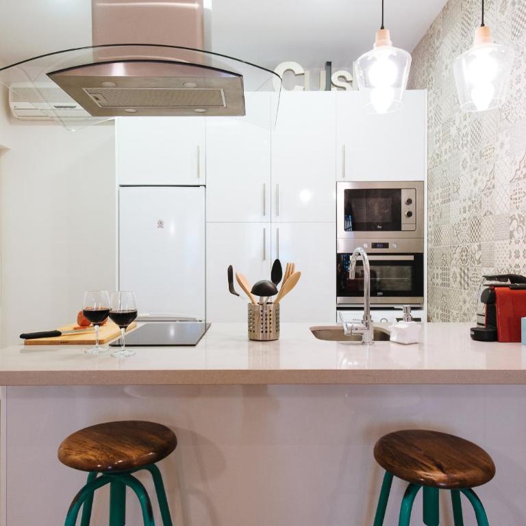 Hostly Aponte exclusive apartment-Center-Fibre-Parking Optional-CLess - Appartement - 20