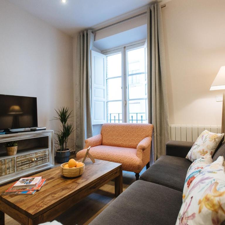 Hostly Aponte exclusive apartment-Center-Fibre-Parking Optional-CLess - Appartement - 10