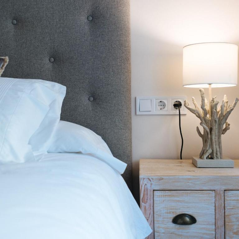 Hostly Aponte exclusive apartment-Center-Fibre-Parking Optional-CLess - Appartement - 2