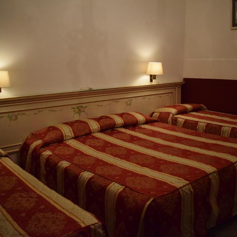 Albergo Basilea - Camera Quadrupla Standard - 4
