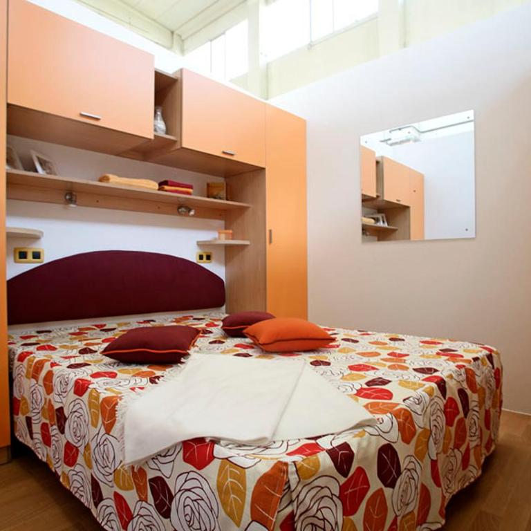Campeggio Pian Dei Boschi - Casa Mobile (5 Adulti) - 3