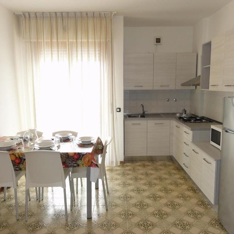 Corso - Appartamenti - Appartamento con 2 Camere da Letto - 4