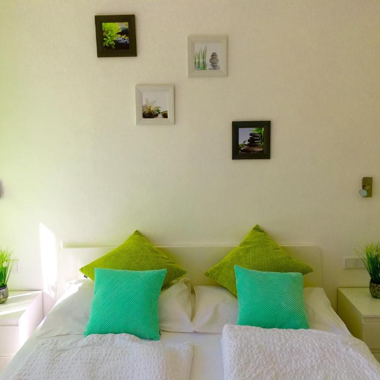 Iceman Room's Central - Camera Matrimoniale con Balcone - 3