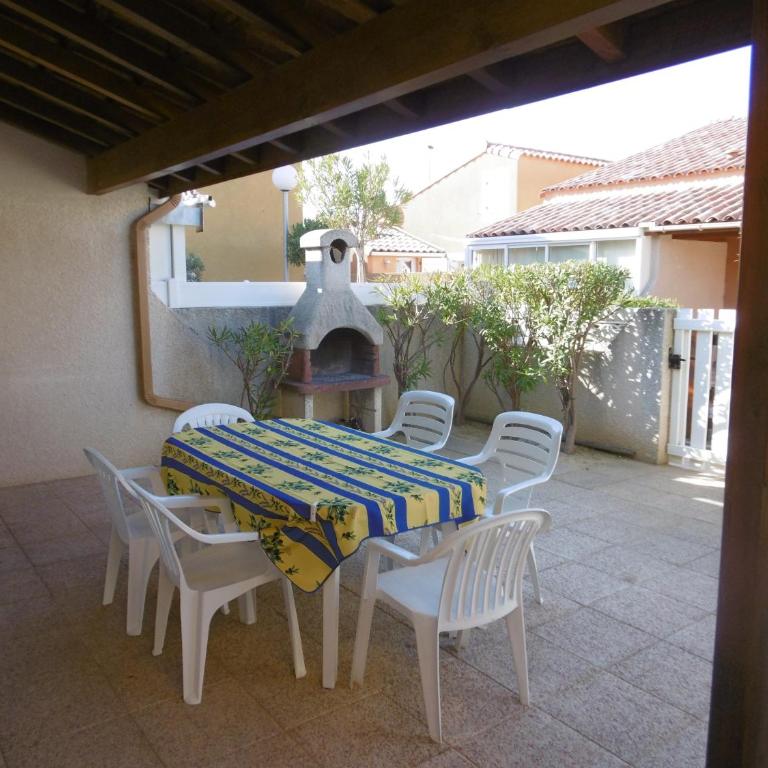 HOLIDAYLAND BAIE DES OLIVIERS VILLA 36m2 1chambre fermée 6 couchages ou VILLA 41M2 2chambres fermées 7 couchages - Villa 1 Chambre - 7