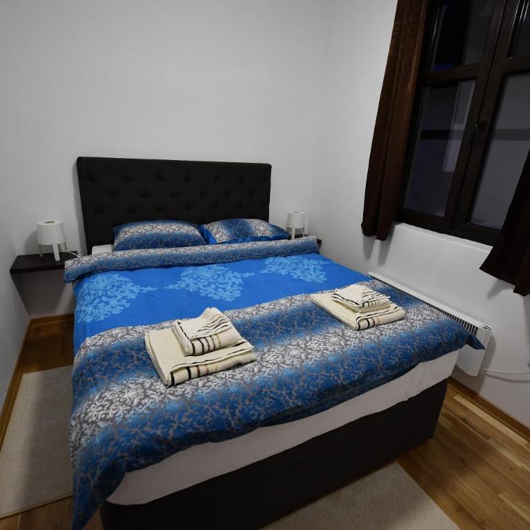 Dvori Apartments 8C - One-Bedroom Apartment - 13