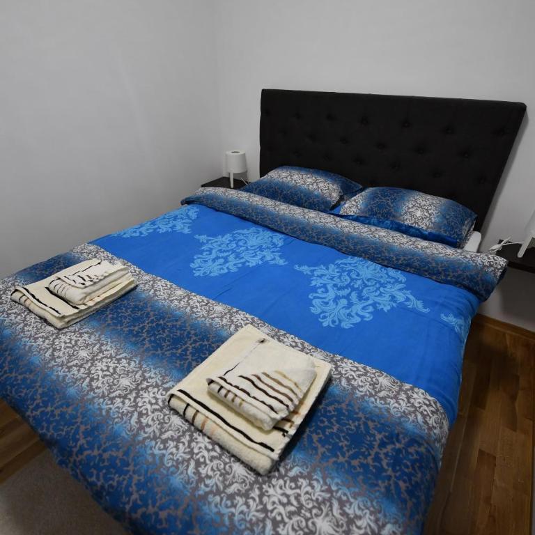 Dvori Apartments 8C - One-Bedroom Apartment - 4