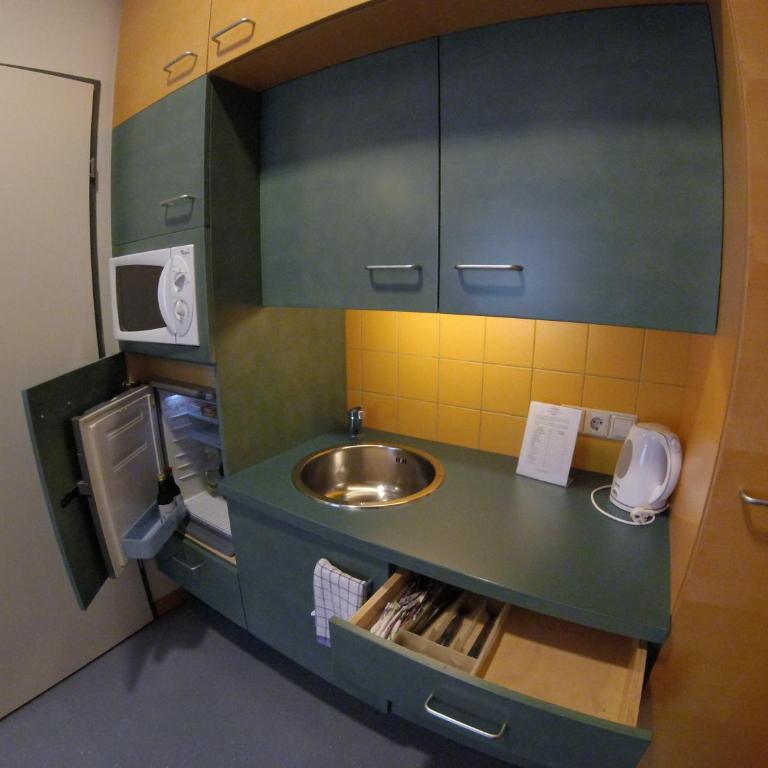 Haus Mobene - Hotel Garni - Dreibettzimmer - 2