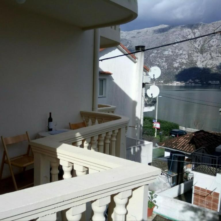 Seaside apartments and rooms - Apartment with Balcony - 12