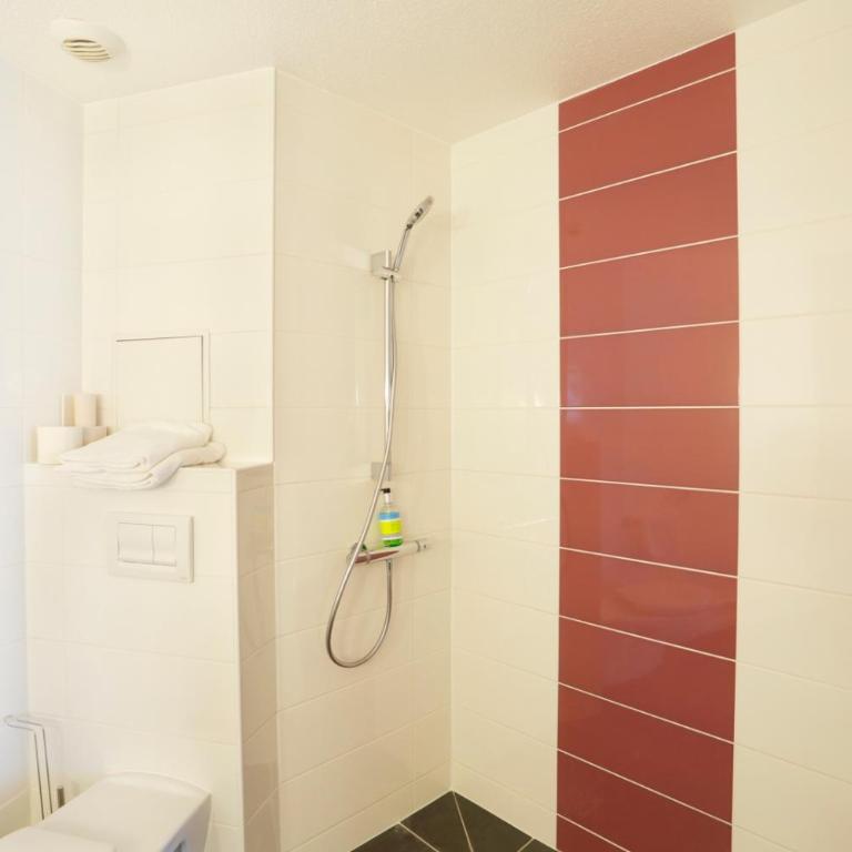 Suite Home Briancon Serre Chevalier - Chambre Double Supérieure - 5