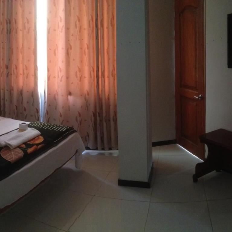 Hospedaje Casa Blanca - Standard King Room - 1