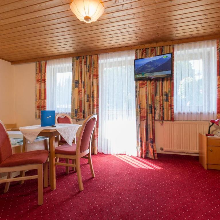 Seiterhof - Familienzimmer (2 Erwachsene + 1 Kind) - 3