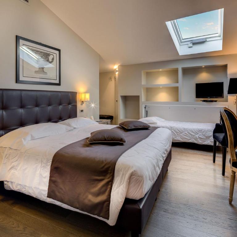 Hotel Roma - Classic Triple Room - 2